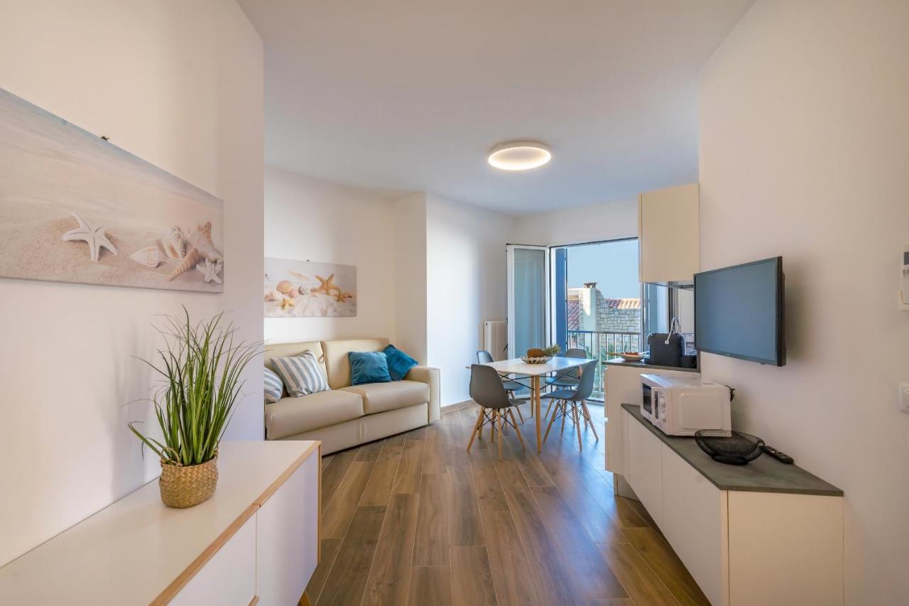 Ferrari Apartments Levante Каорле Екстер'єр фото